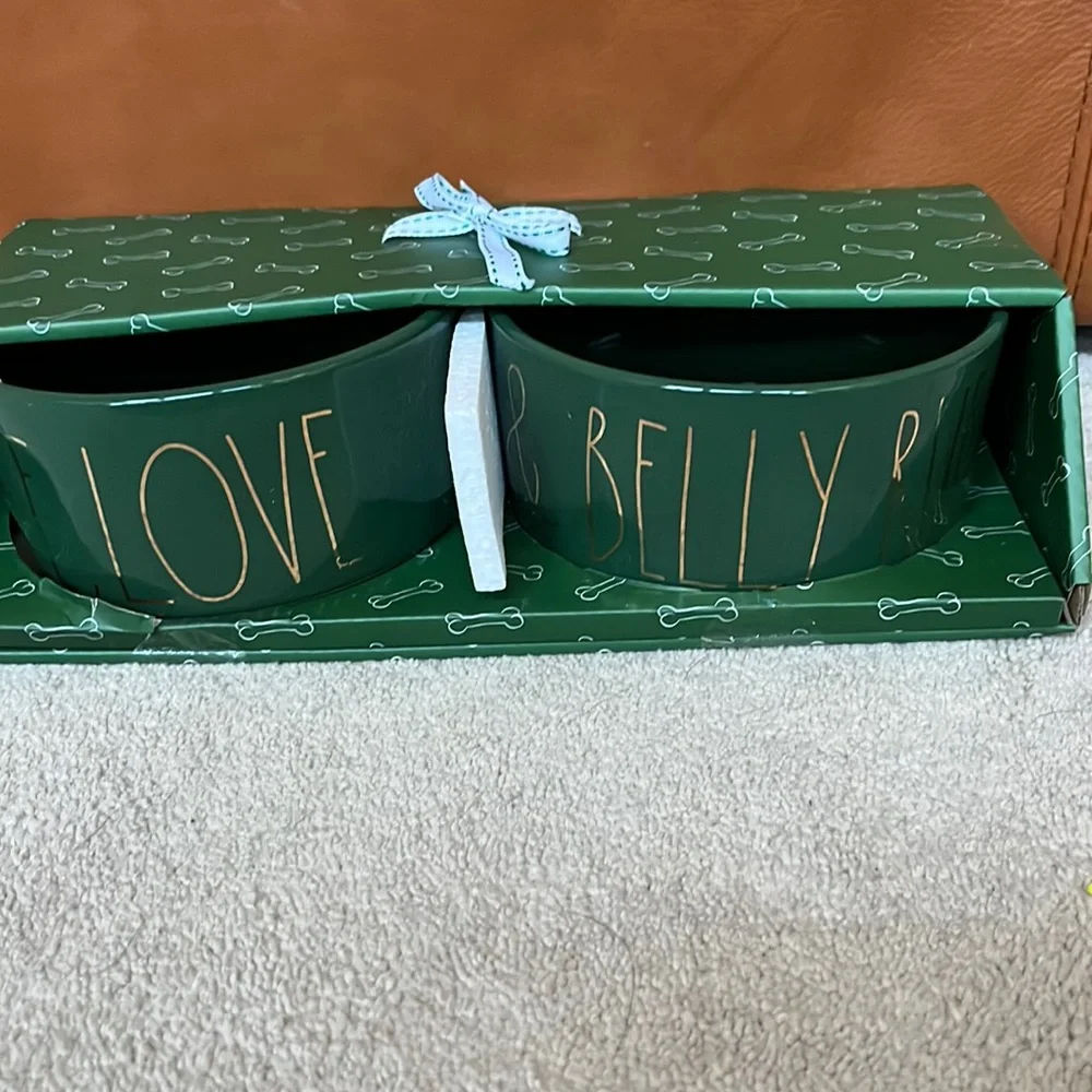 NIB Rae Dunn 6 inch pet bowls